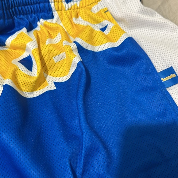 Men’s Hardwood Classic Denver Nuggets retro basketball shorts - Picture 3 of 5